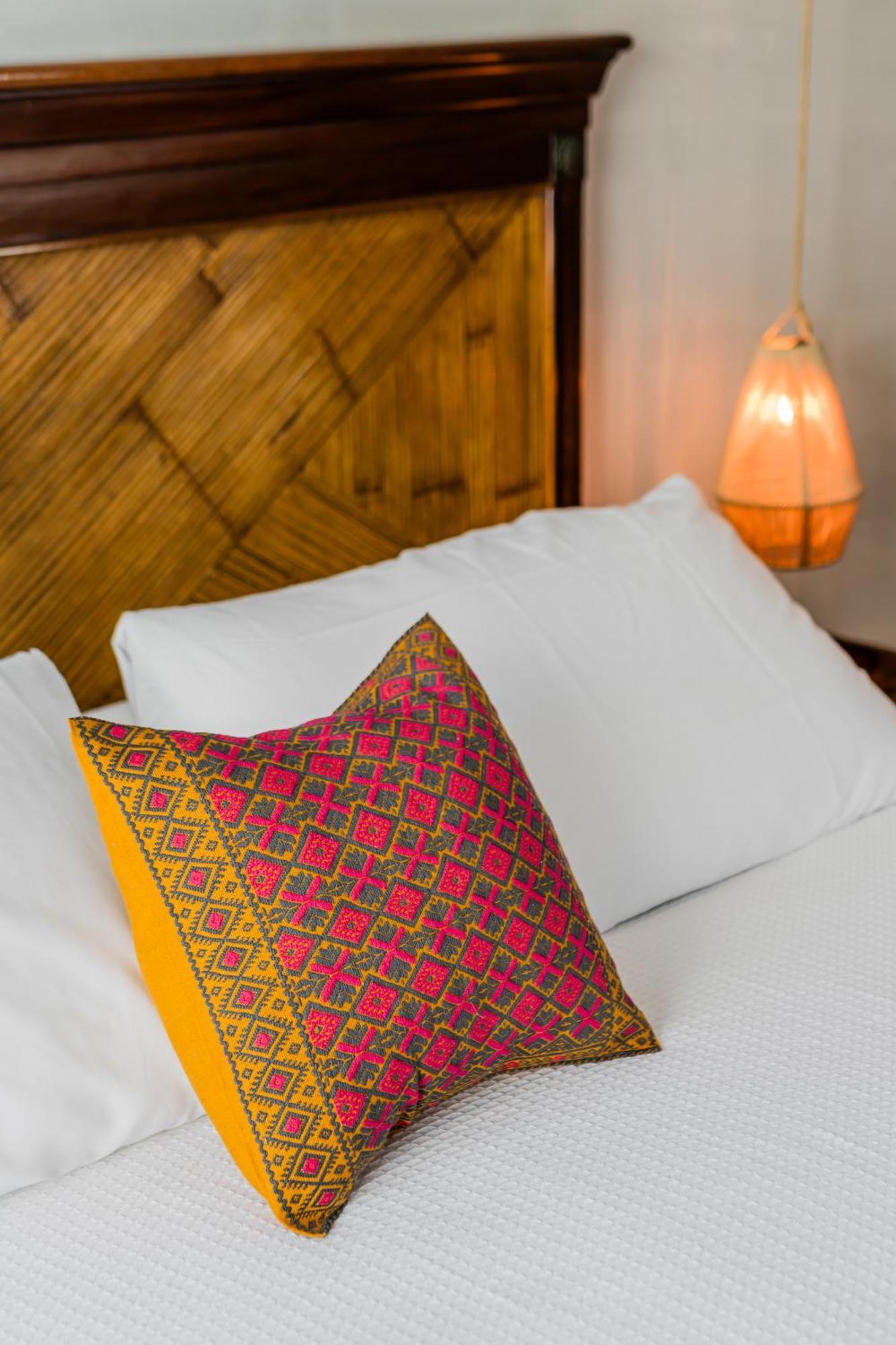 *Casa Aluxes- Guesthouse* แคนคูน ภายนอก รูปภาพ