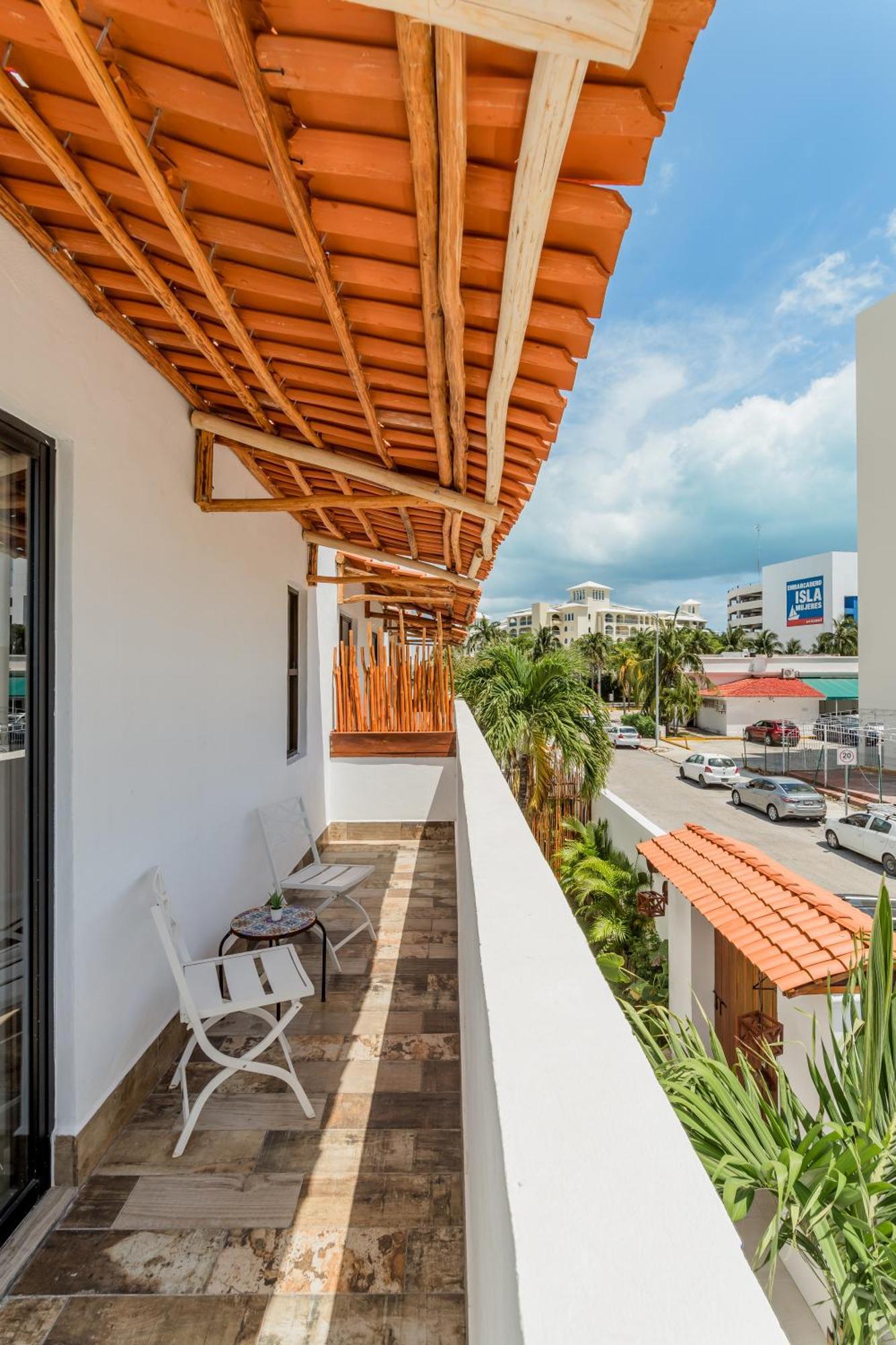 *Casa Aluxes- Guesthouse* แคนคูน ภายนอก รูปภาพ